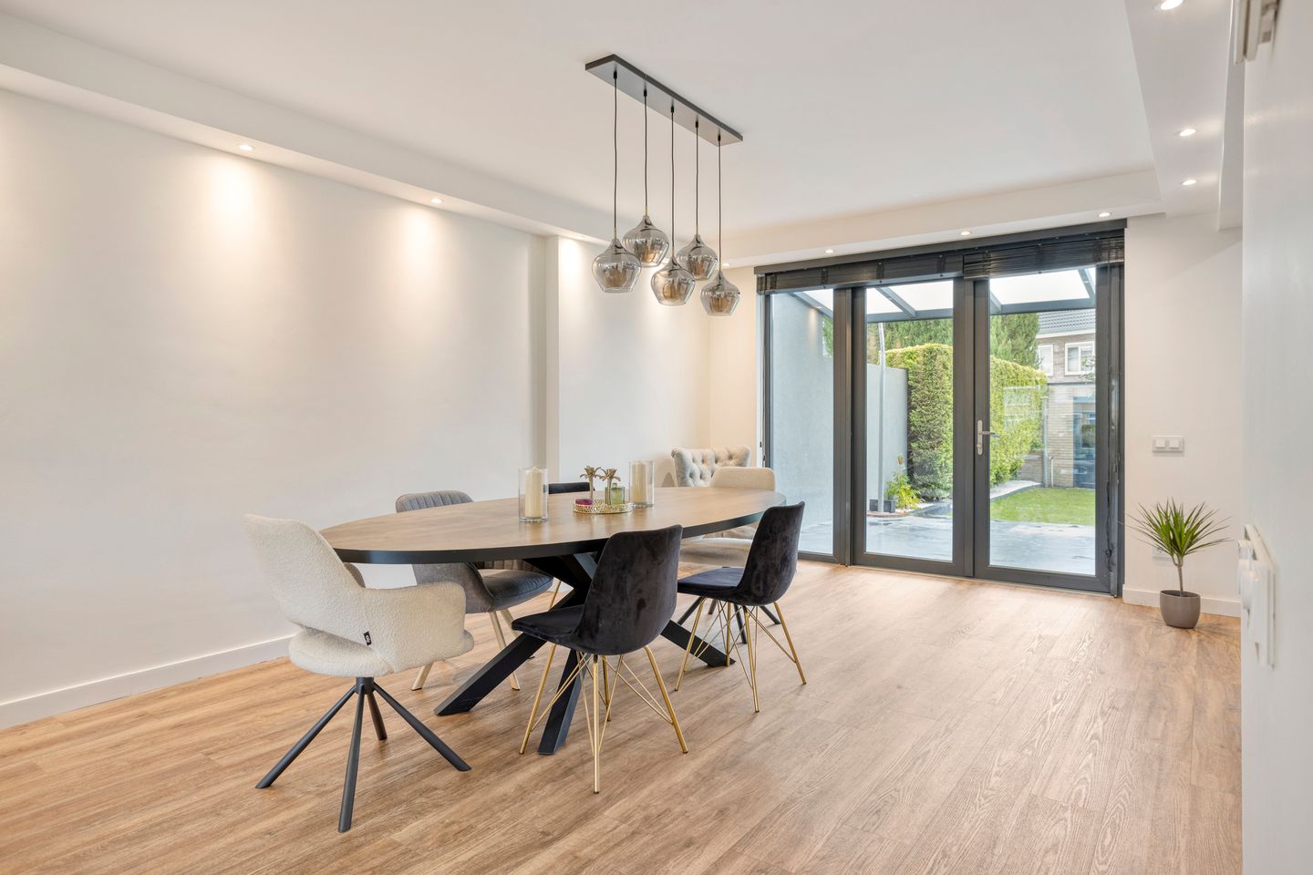 Foto 14 van Roelantlaan 26