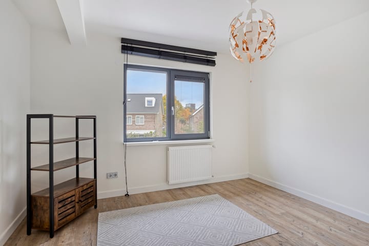 Photo 31 of Roelantlaan 26