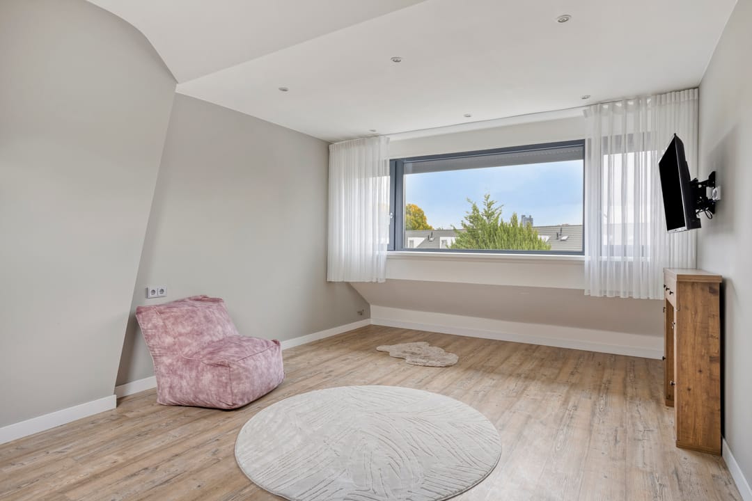 Foto 32 van Roelantlaan 26