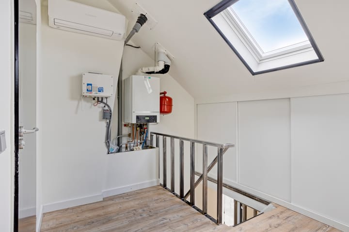 Photo 36 of Roelantlaan 26