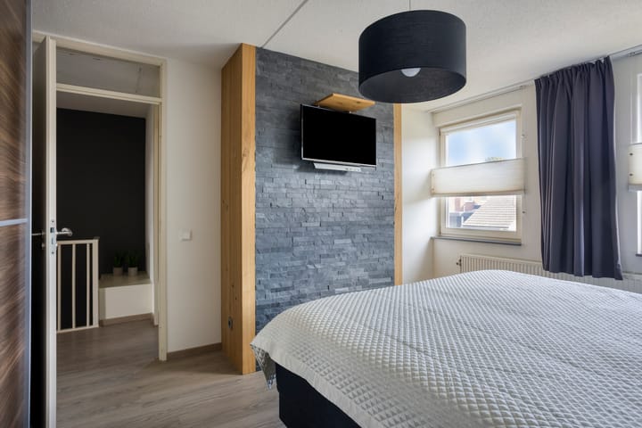 Photo 21 of Sint Gerlachusstraat 27