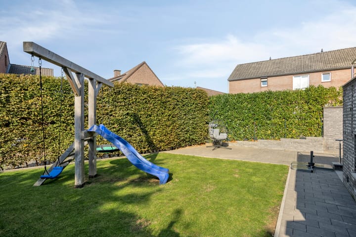 Photo 33 of Sint Gerlachusstraat 27