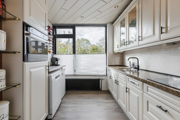 Photo 9 of Sint-Maartensdijkstraat 22