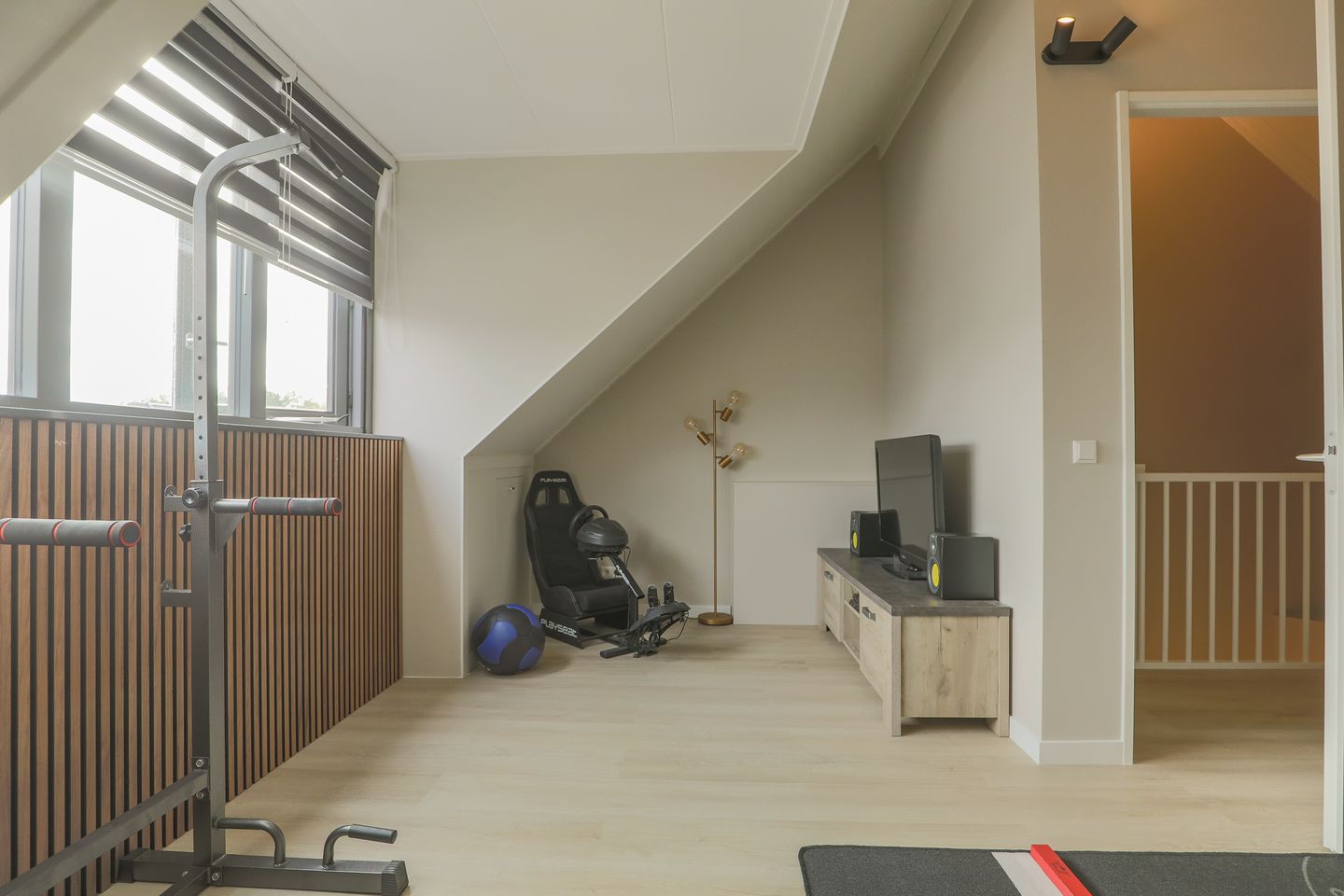 Foto 34 van Corry van Kleefstraat 81