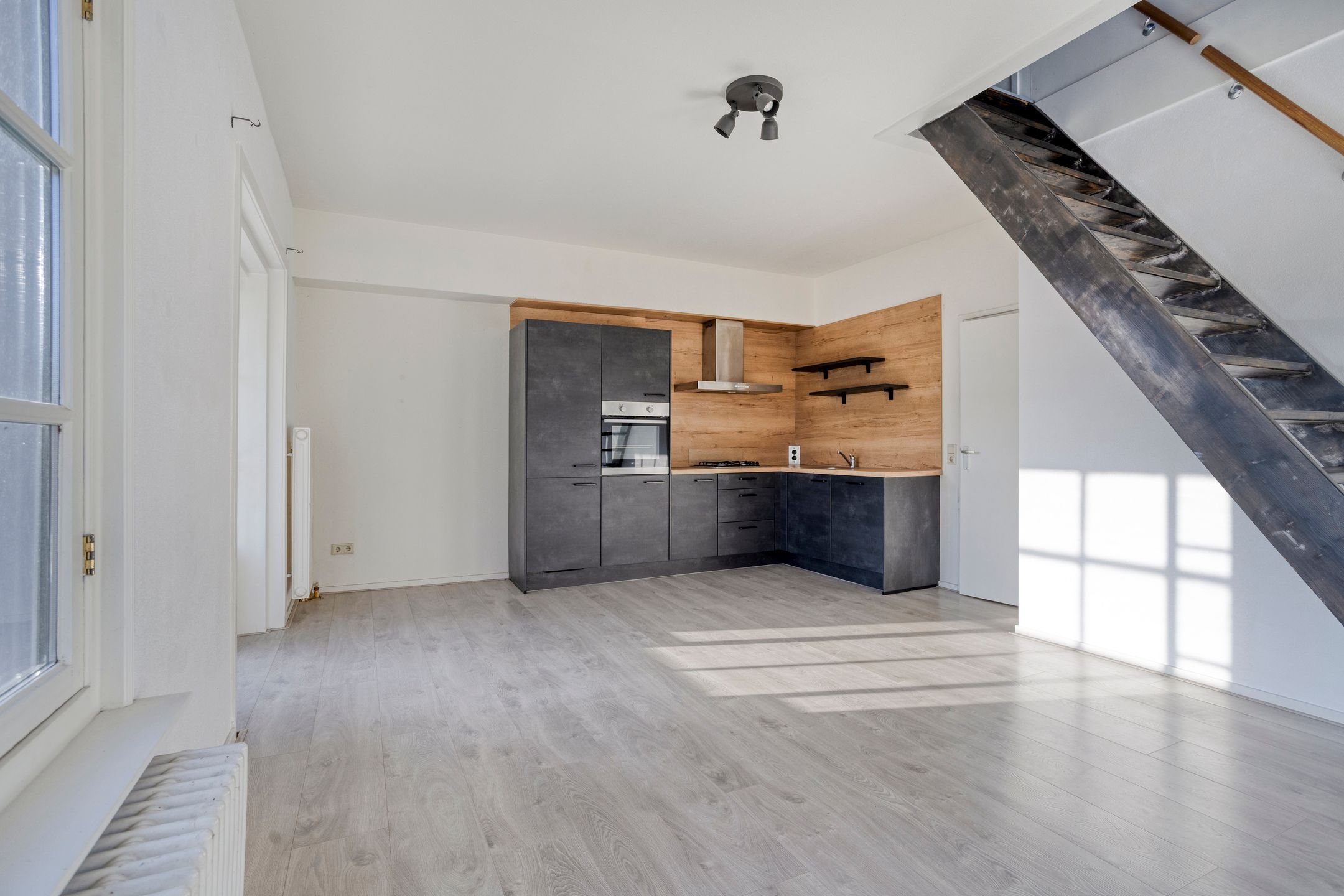 Foto 9 van Lage Naarderweg 7-A