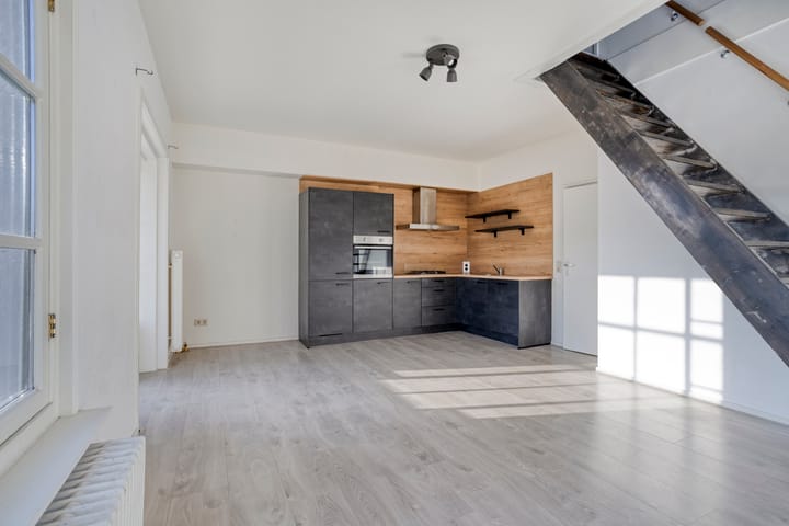 Foto 9 van Lage Naarderweg 7-A