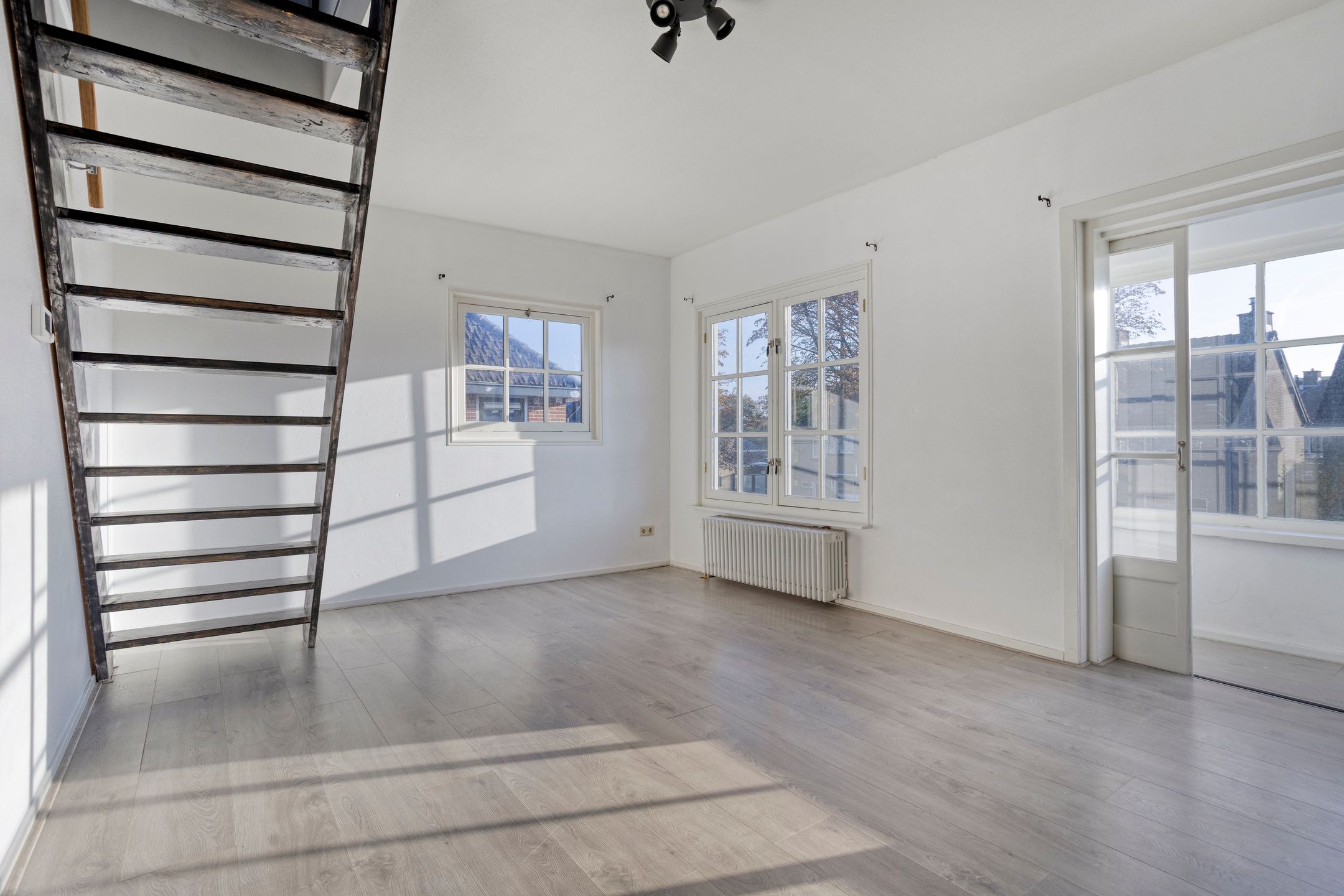 Foto 6 van Lage Naarderweg 7-A