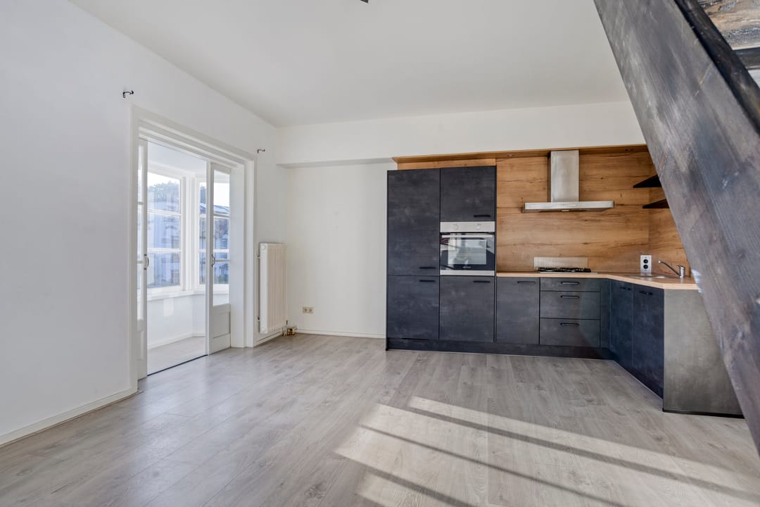 Foto 8 van Lage Naarderweg 7-A