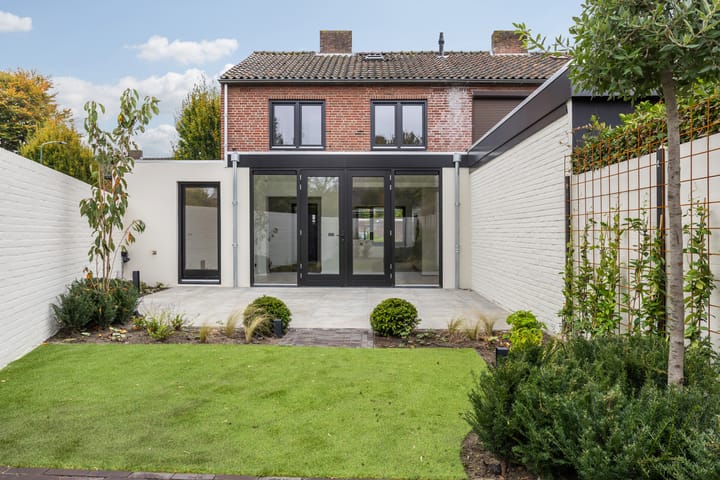 Foto 48 van Mgr. Van Dijkstraat 2