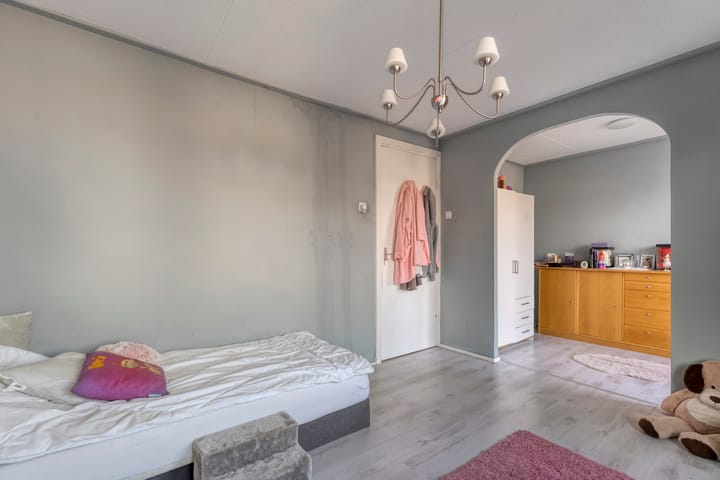 Photo 16 of Begoniastraat 14