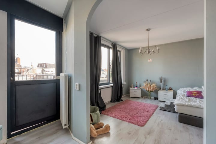 Photo 17 of Begoniastraat 14