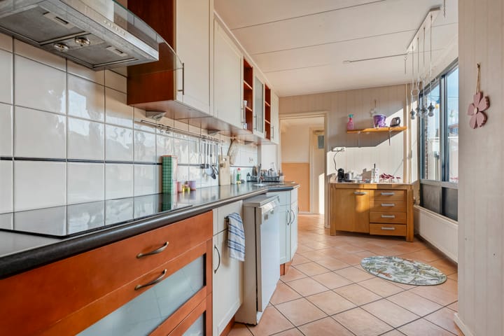 Photo 11 of Begoniastraat 14