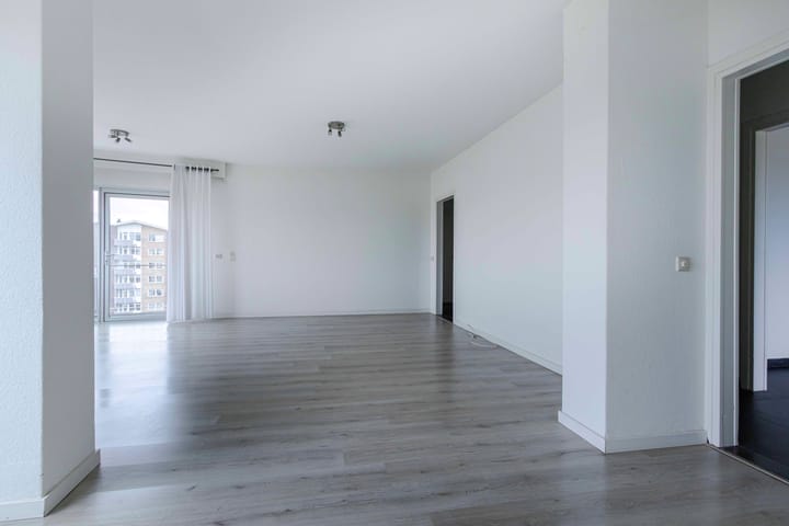 Photo 13 of Oranjeplein 224