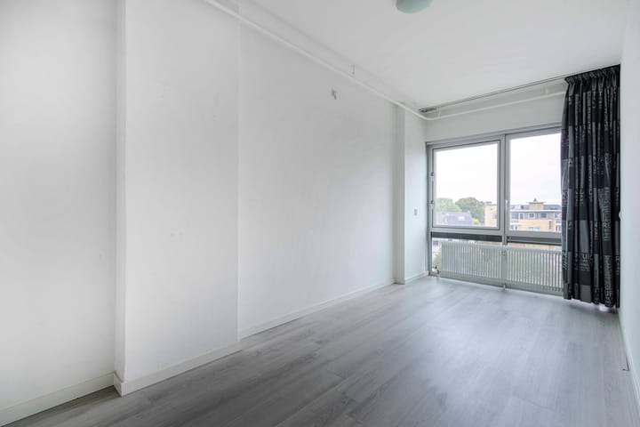 Photo 14 of Oranjeplein 224