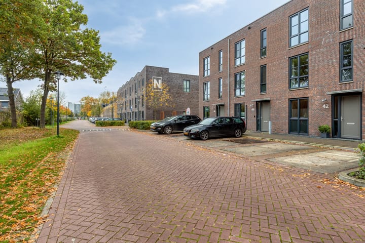 Foto 33 van Aupingstraat 42