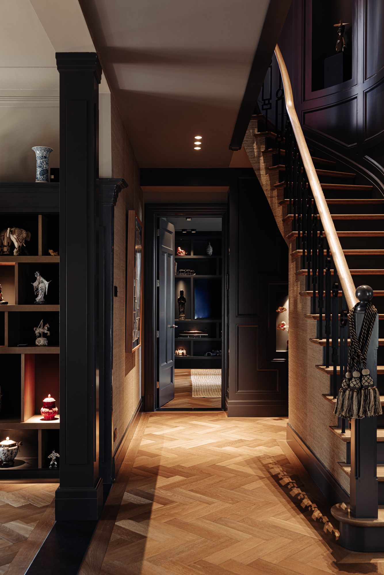 Photo 19 of De Lairessestraat 90-3L