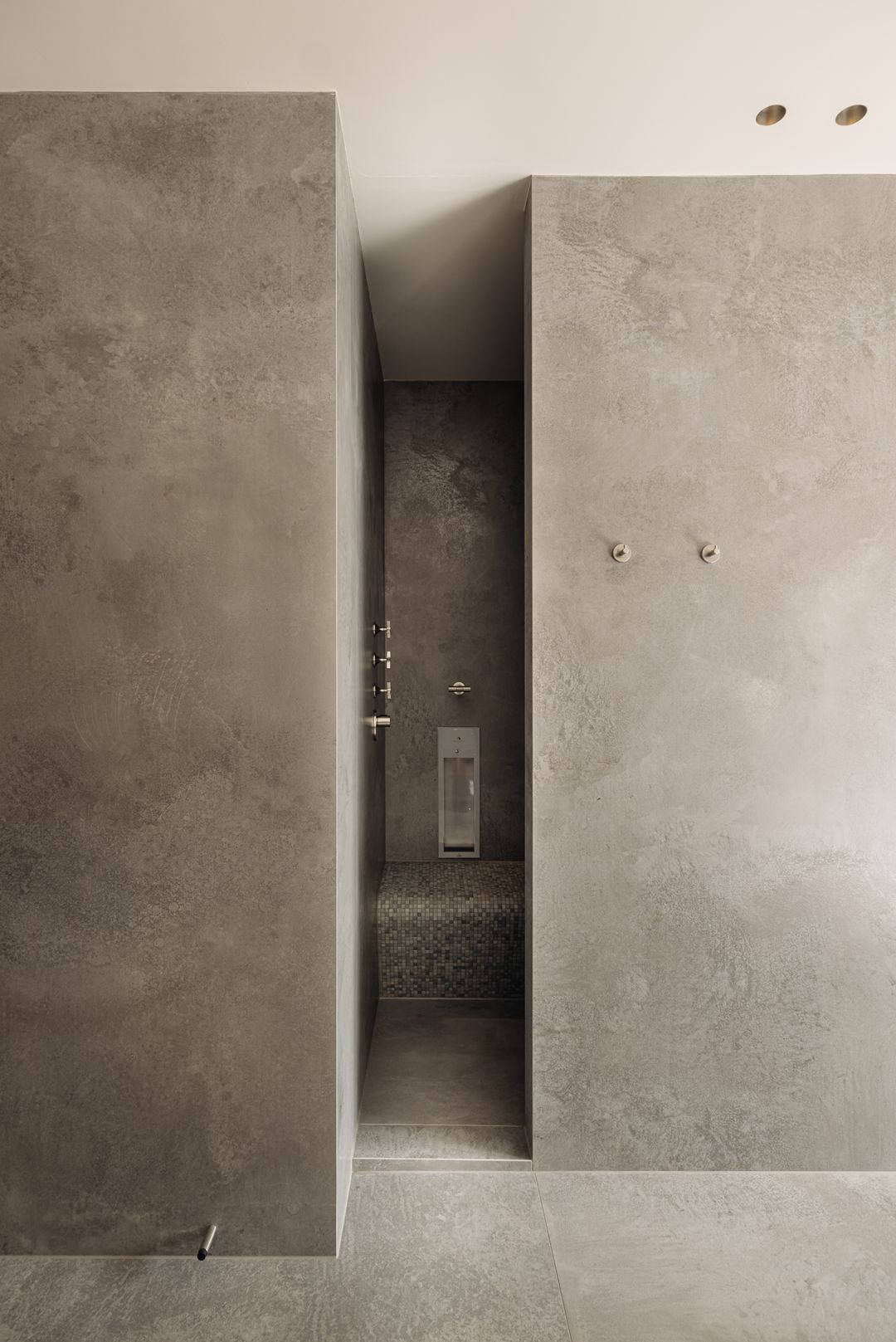 Photo 32 of De Lairessestraat 90-3L