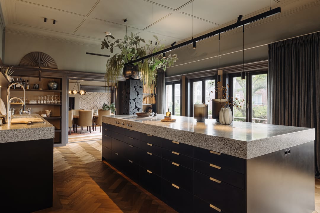 Photo 1 of De Lairessestraat 90-3L