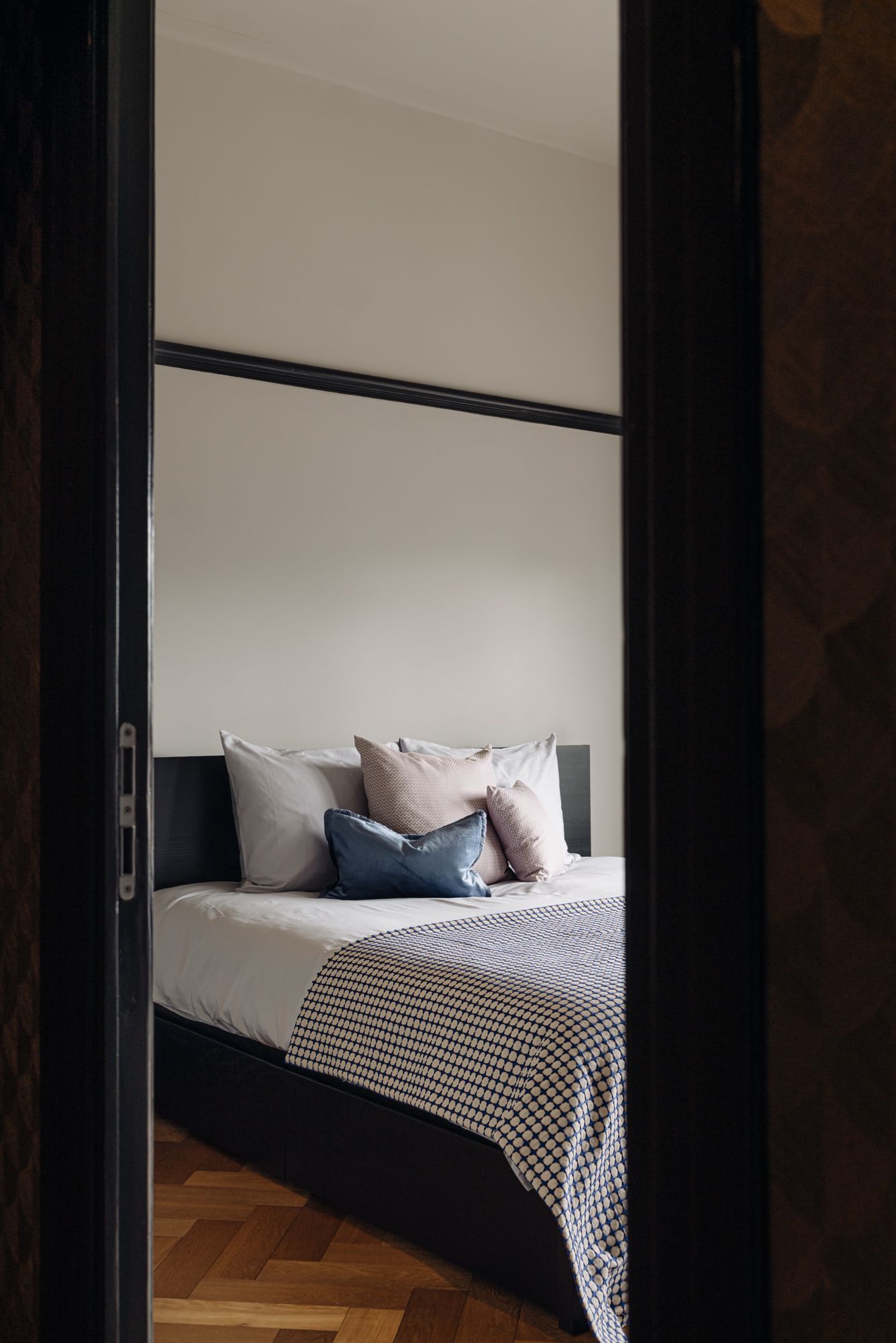 Photo 44 of De Lairessestraat 90-3L