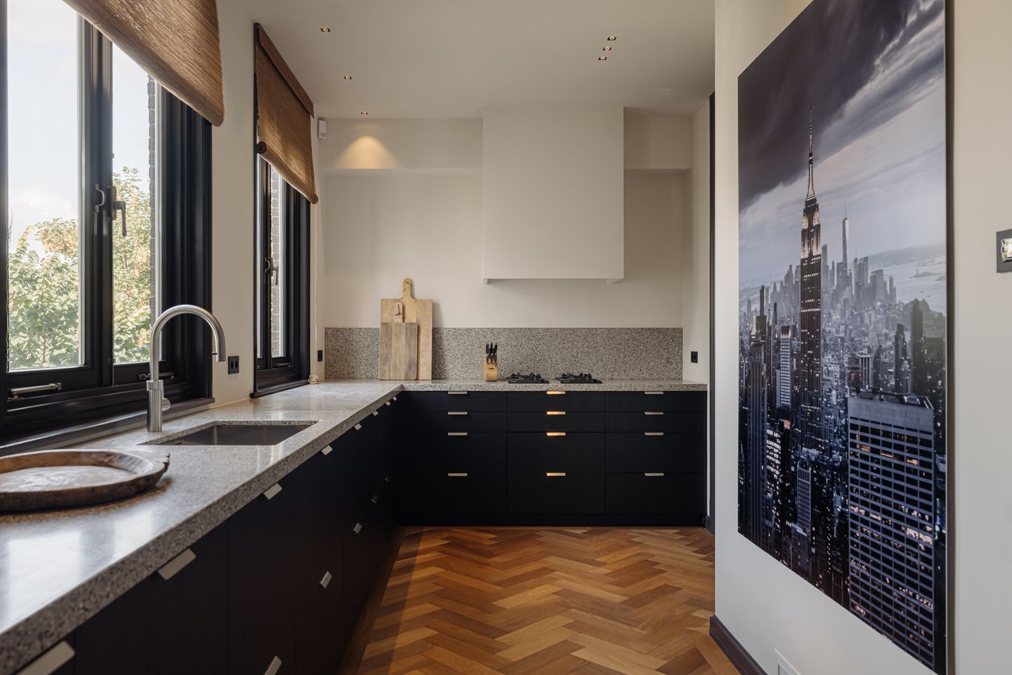 Photo 50 of De Lairessestraat 90-3L