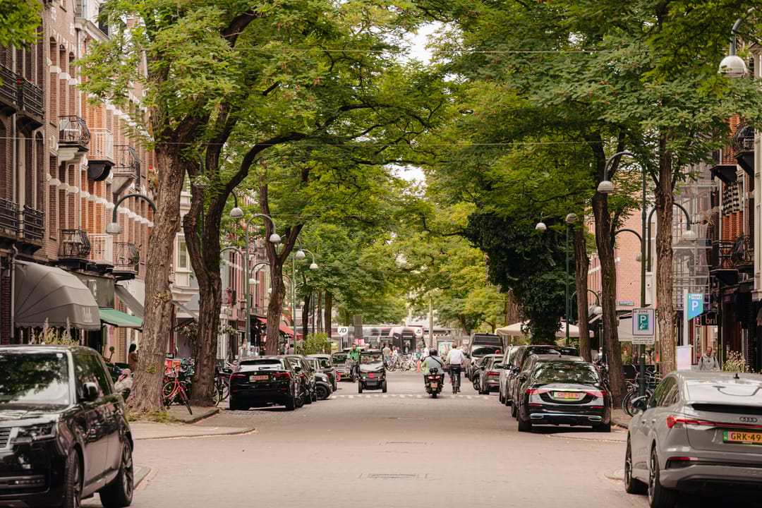 Photo 53 of De Lairessestraat 90-3L