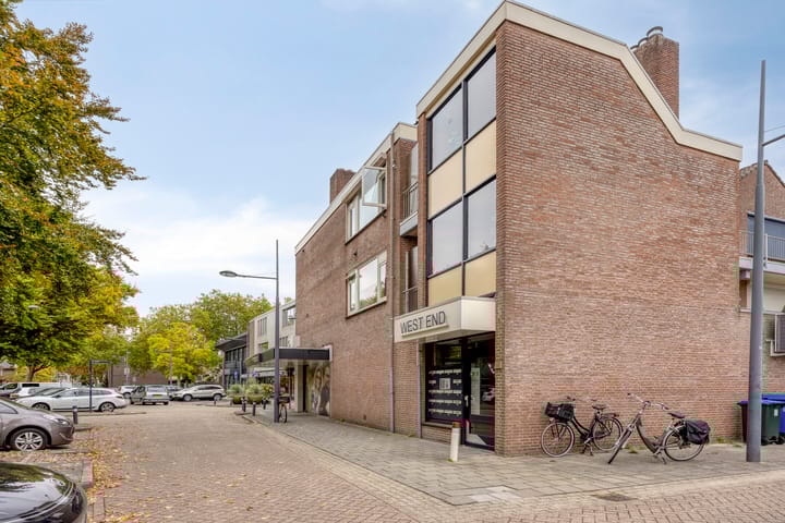 Foto 7 van Corridor 43