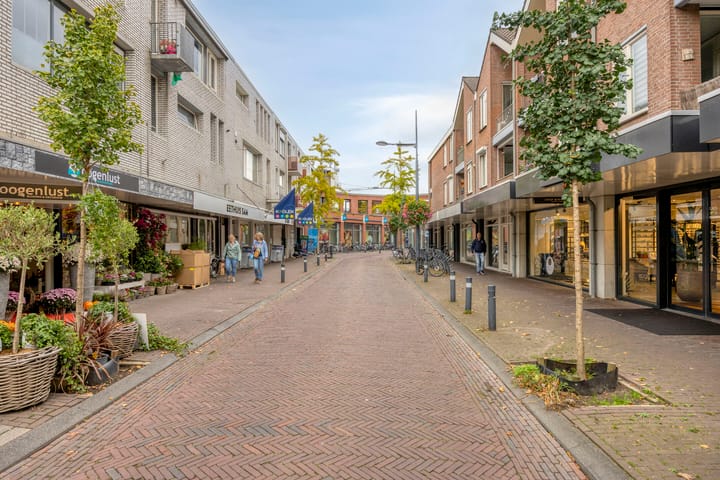 Foto 31 van Corridor 43