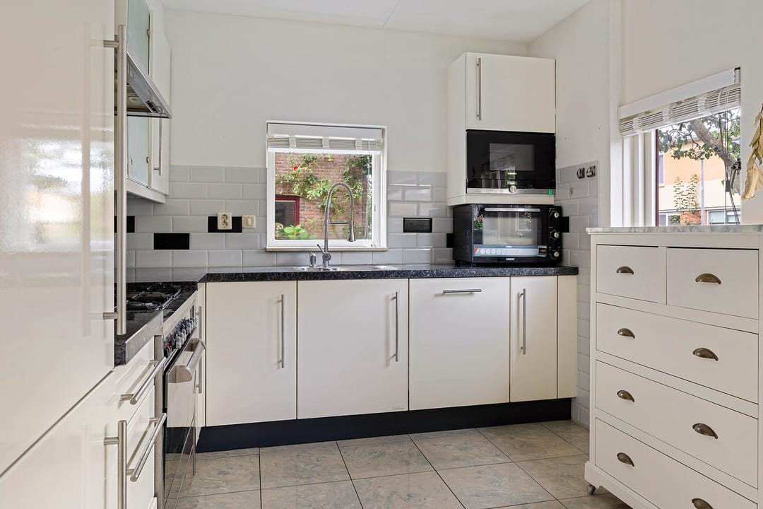 Foto 11 van Johan Ellenbergerstraat 4