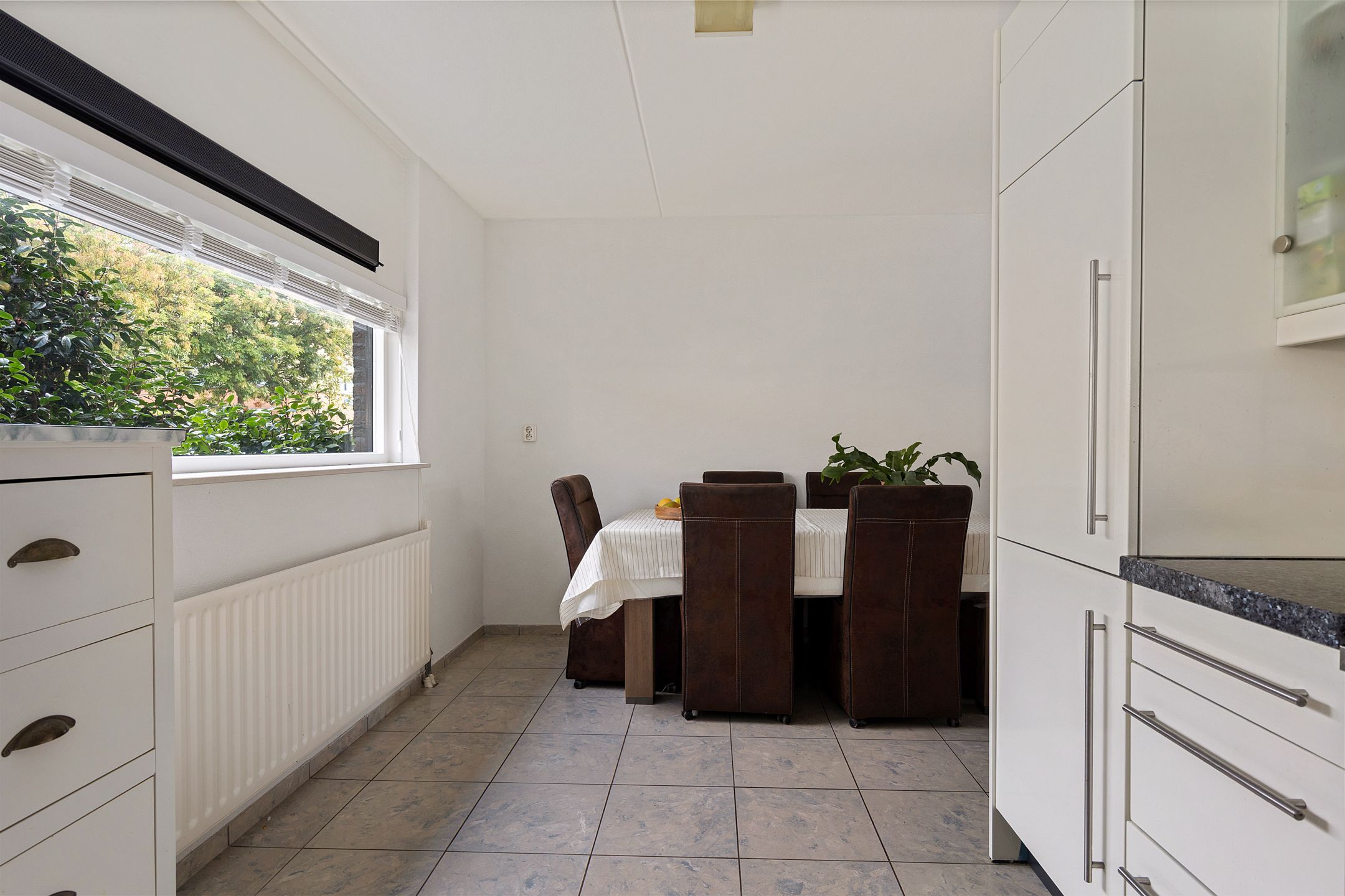 Foto 12 van Johan Ellenbergerstraat 4