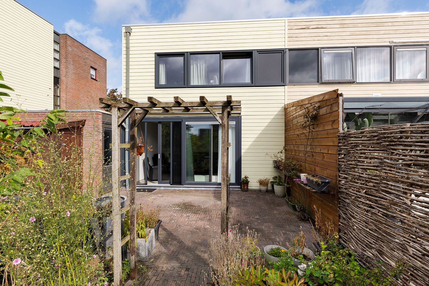 Foto 19 van Johan Ellenbergerstraat 4