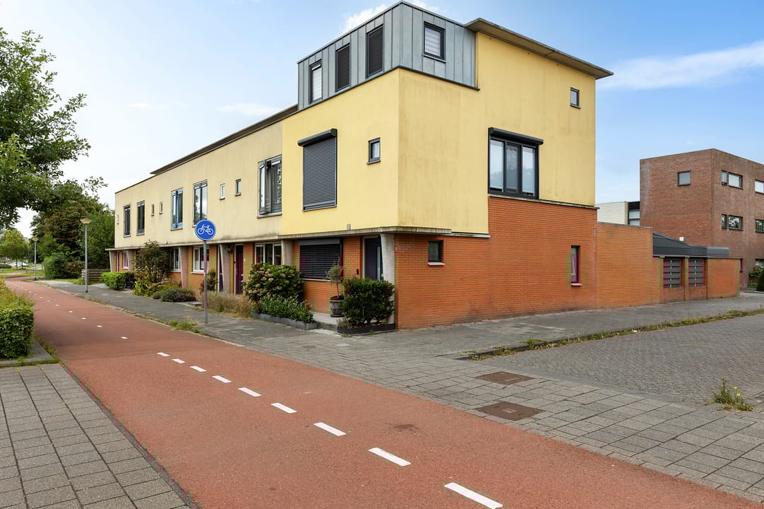 Foto 43 van Johan Ellenbergerstraat 4