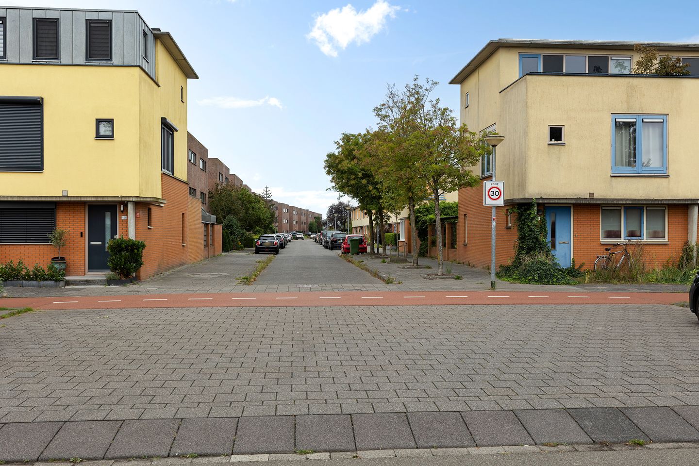 Foto 44 van Johan Ellenbergerstraat 4