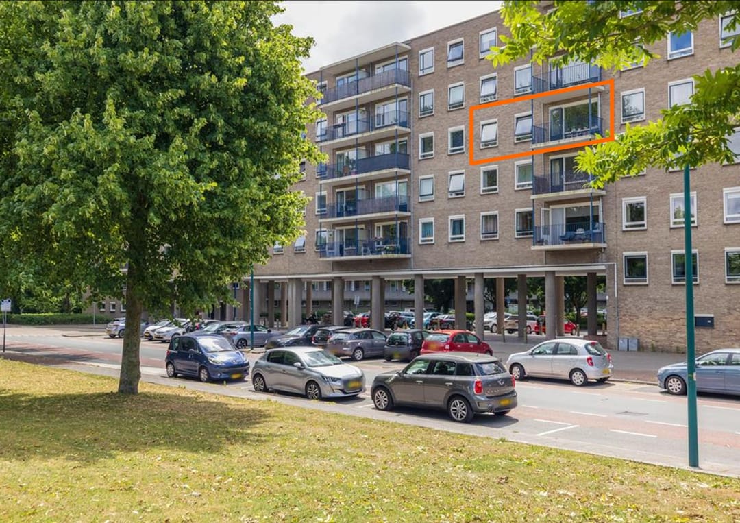 Photo 1 of Aert van Neslaan 422