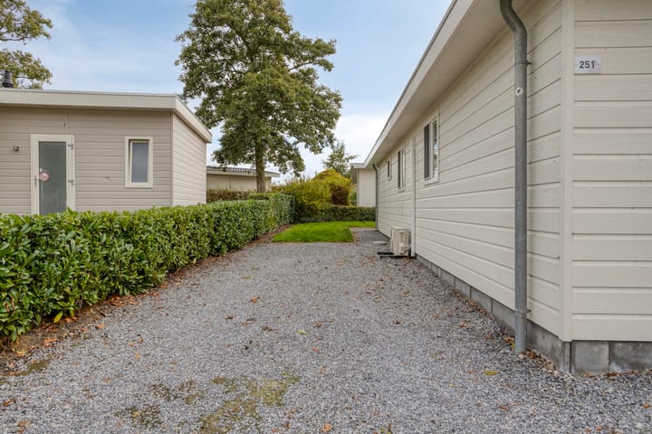 Foto 31 van Rijksstraatweg 186-251