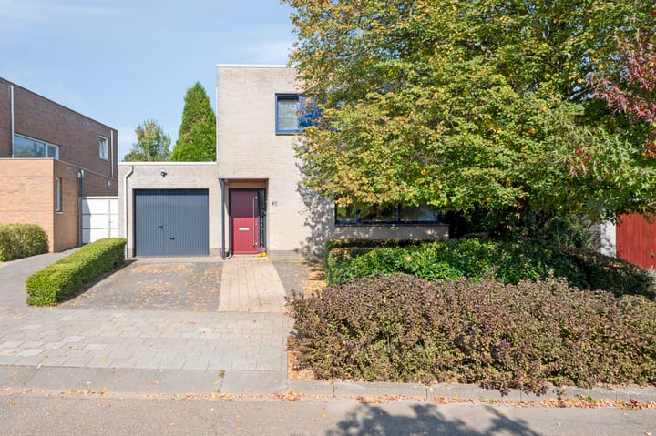 Photo 3 of Morgensterstraat 45