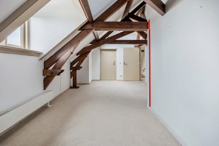 Photo 16 of Tinnegietersteeg 14