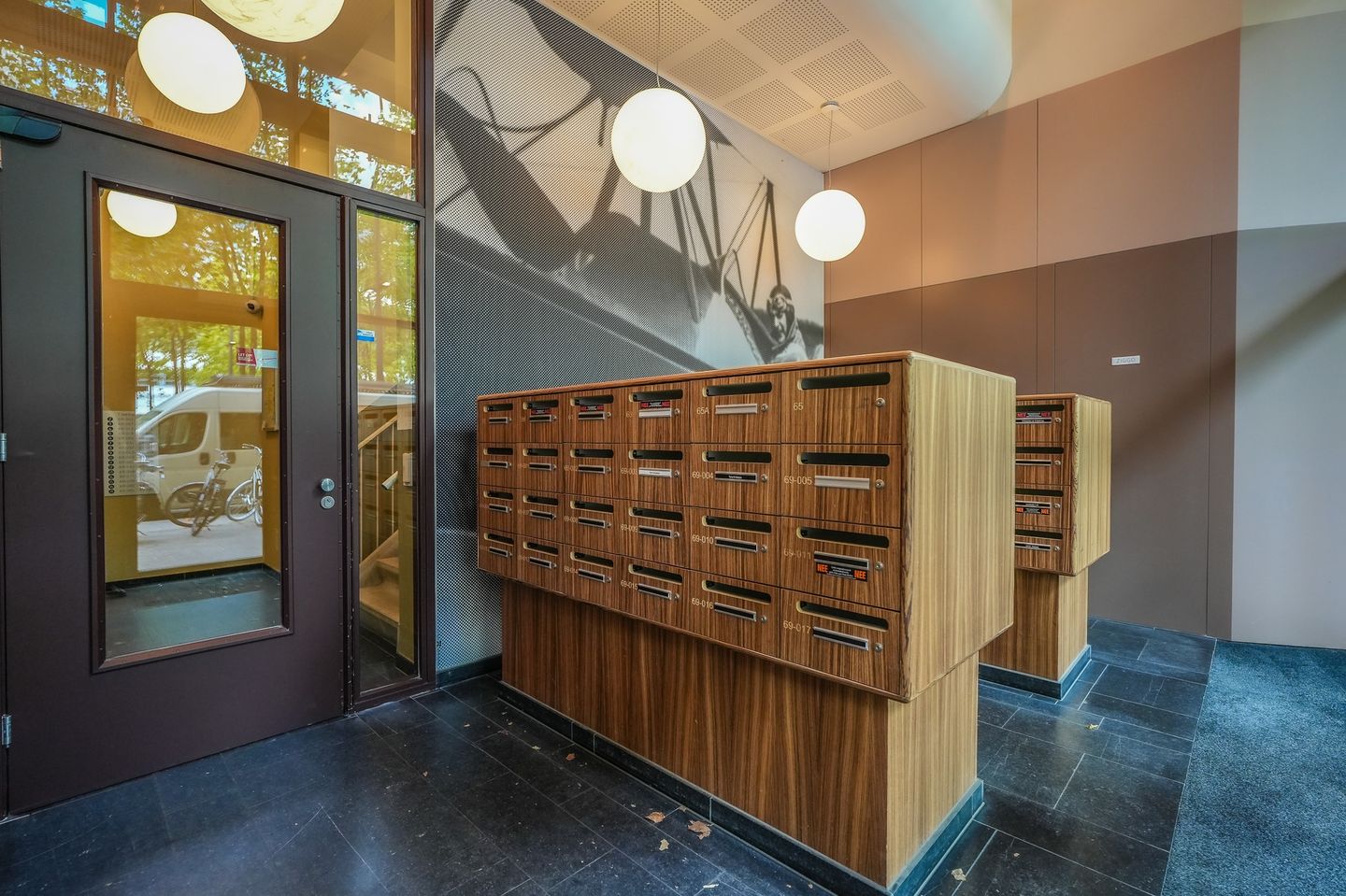 Foto 5 van Torenallee 69-042