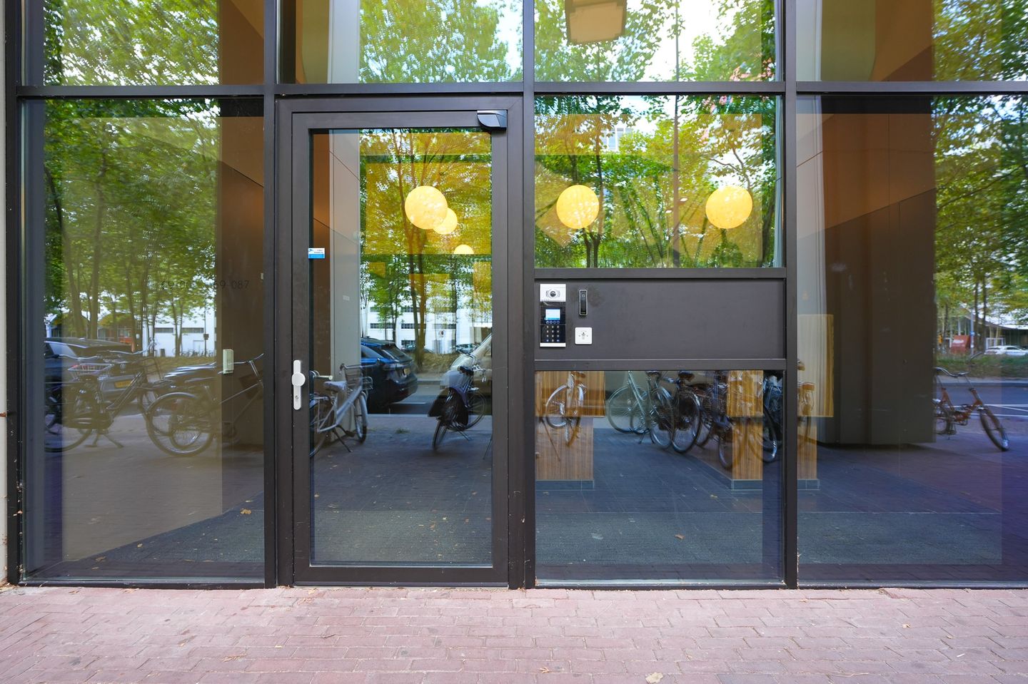 Foto 40 van Torenallee 69-042