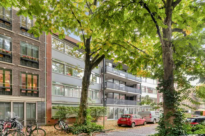 Photo 2 of Tweede Jacob van Campenstraat 128-C