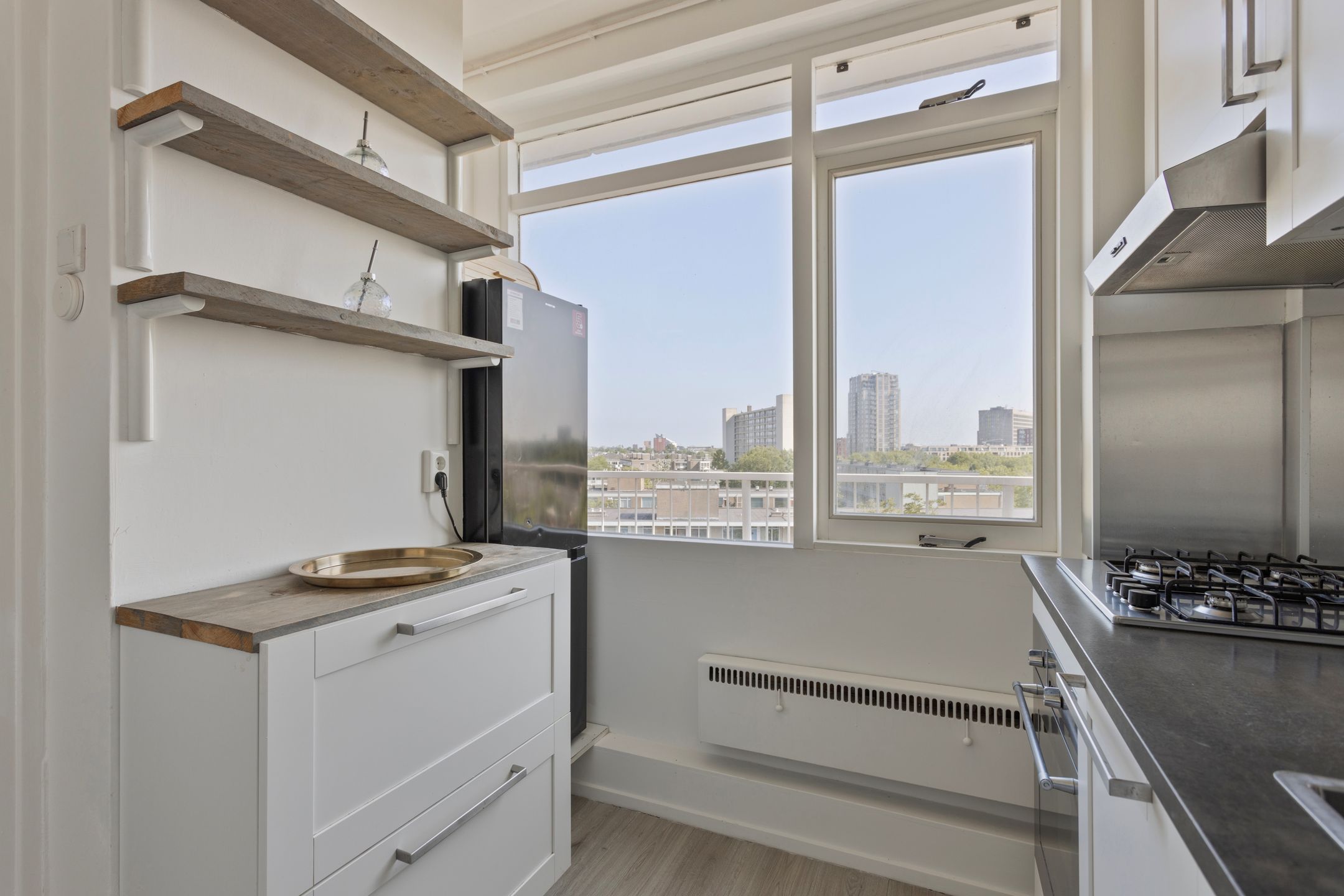 Foto 15 van Volendamlaan 1096