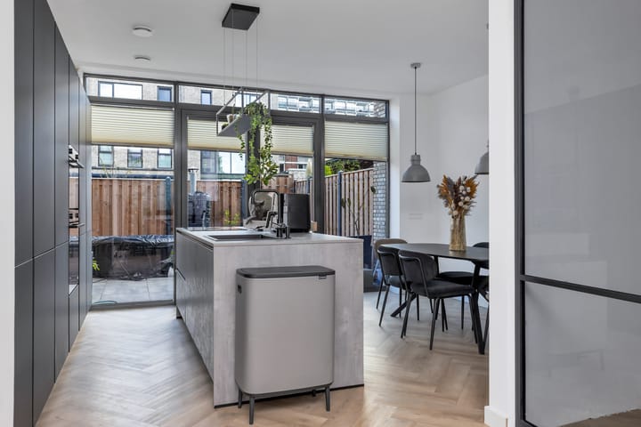 Photo 9 of Hans Henneveldpad 2