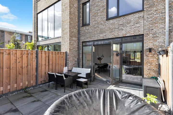 Photo 30 of Hans Henneveldpad 2