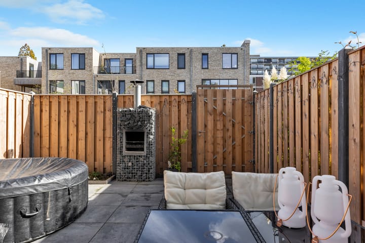 Photo 32 of Hans Henneveldpad 2