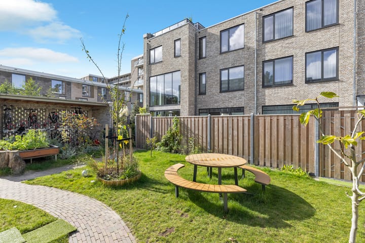 Photo 35 of Hans Henneveldpad 2