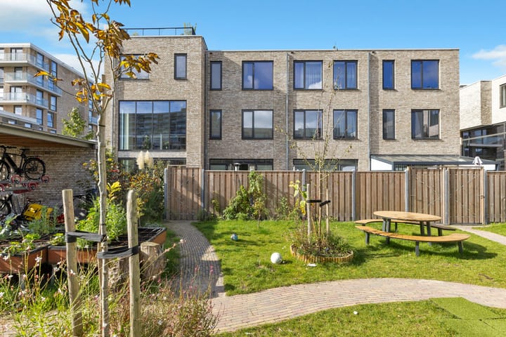 Photo 36 of Hans Henneveldpad 2