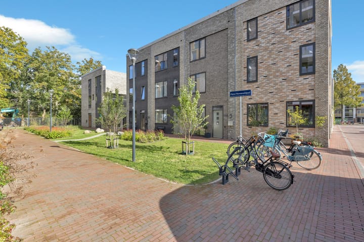 Photo 2 of Hans Henneveldpad 2