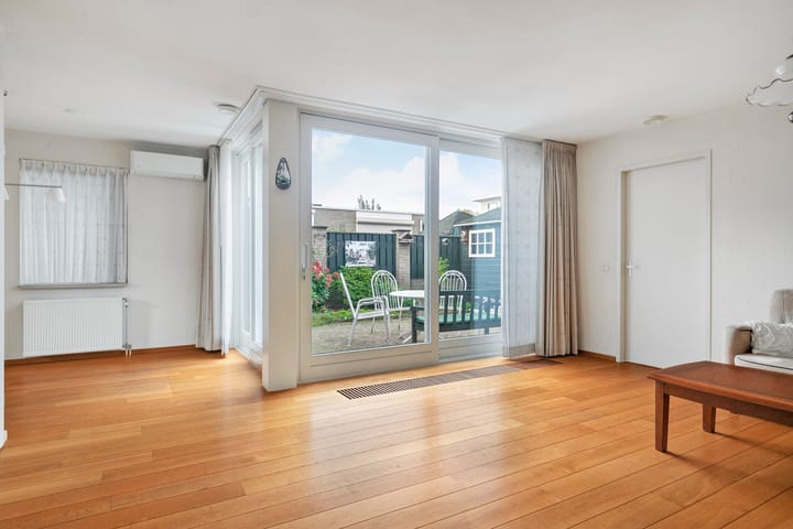 Photo 4 of Strohuls 6