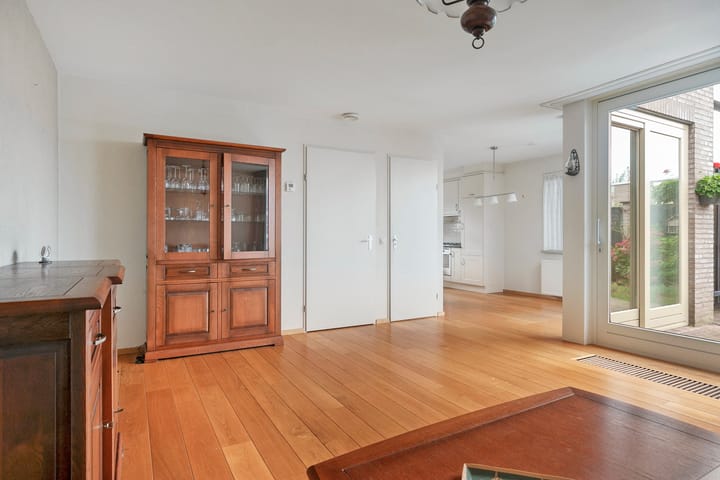 Photo 6 of Strohuls 6