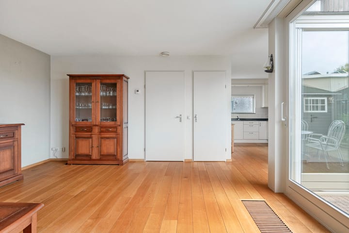 Photo 7 of Strohuls 6