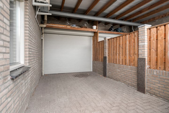 Photo 28 of Strohuls 6